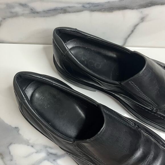 ECCO Men's Black Leather Helsinki Slip On Loafers Sz 43 Sz 9/9.5 Comfort Career - Picture 2 of 7